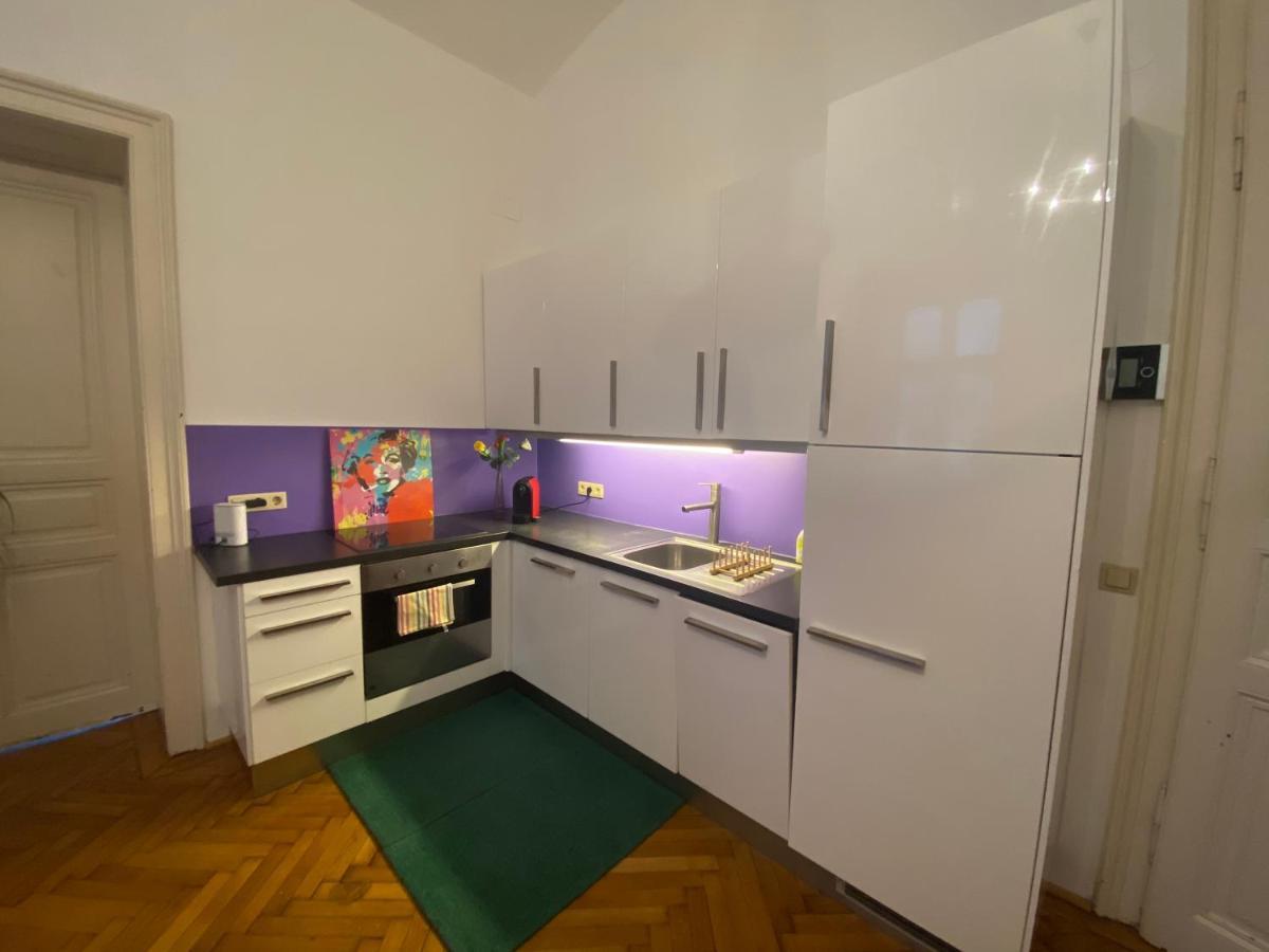 Charming Loft In Margareten District Of Wenen Buitenkant foto